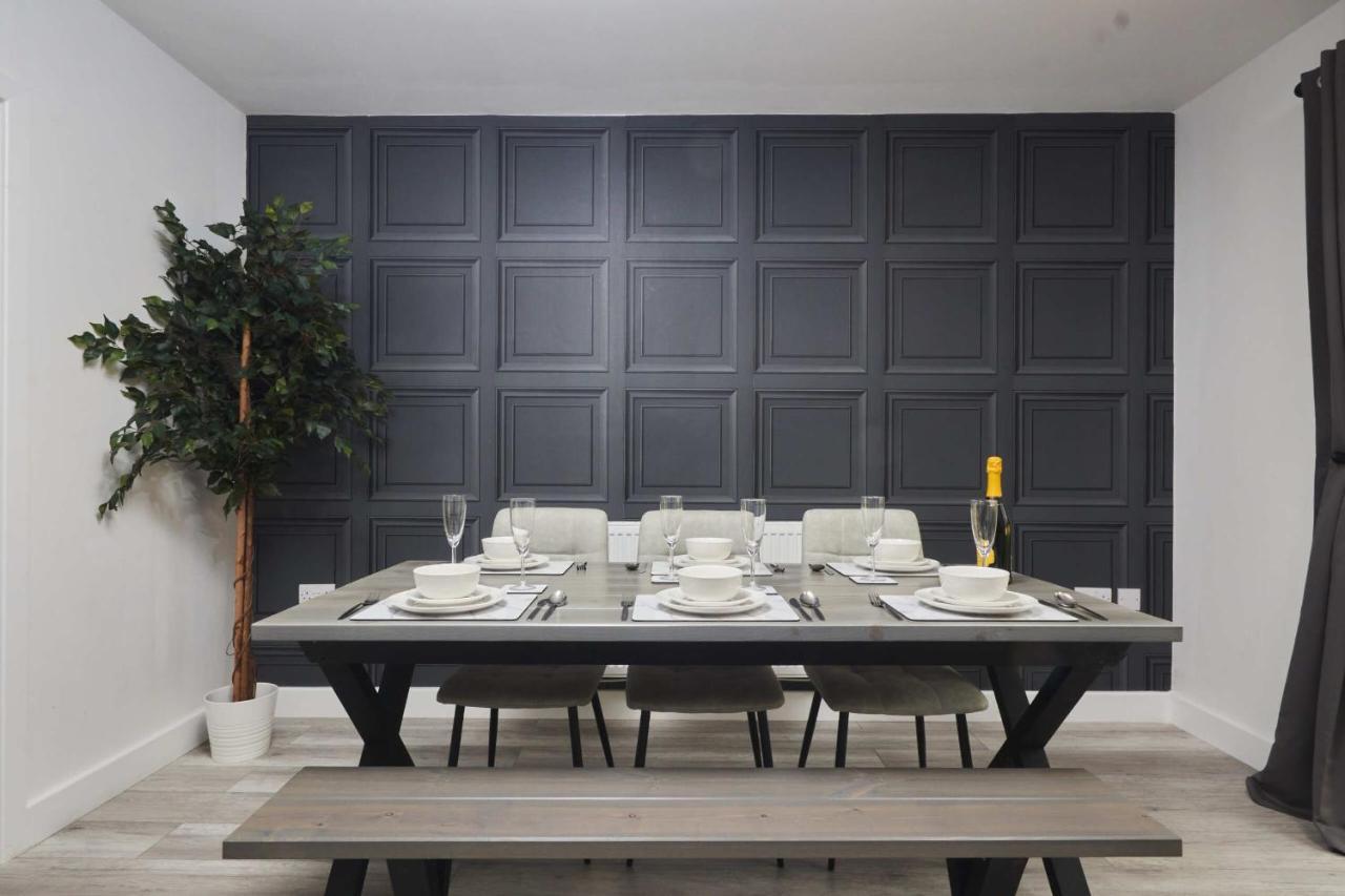Homebird Property - Ash Tree House Leeds  Extérieur photo