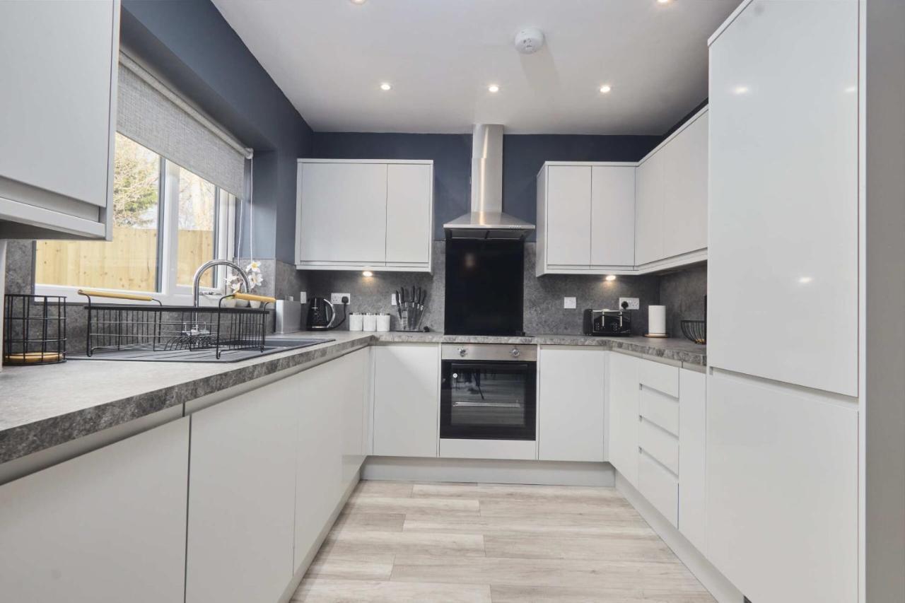 Homebird Property - Ash Tree House Leeds  Extérieur photo