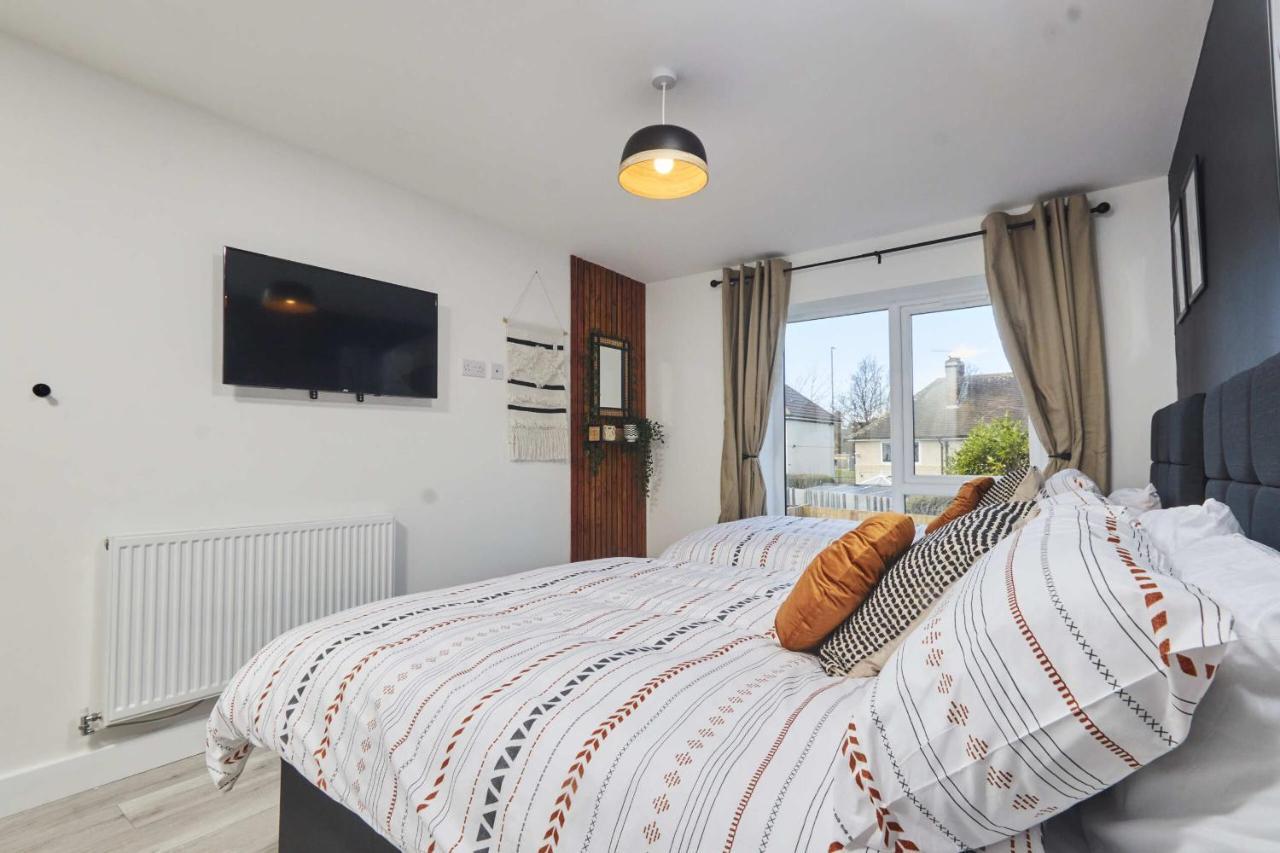 Homebird Property - Ash Tree House Leeds  Extérieur photo